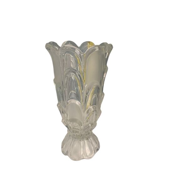 Toscana Bohemia Crystal Vase Layered Flower Petal Design Frosted Accents - Picture 6 of 12
